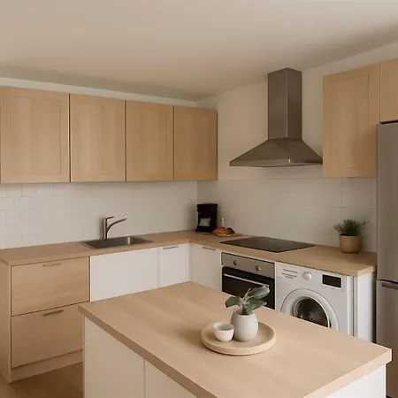 Hébergement de vacances Loft 5 - 3 Salles De Bain - Place De Parking Prive - Proximite Gare ,circuit, Centre -evenements Du Circuit *